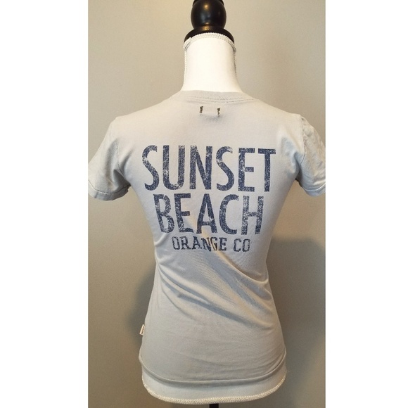 🍍Hollister 'Sunset Beach' Pocket Tee - Picture 3 of 6